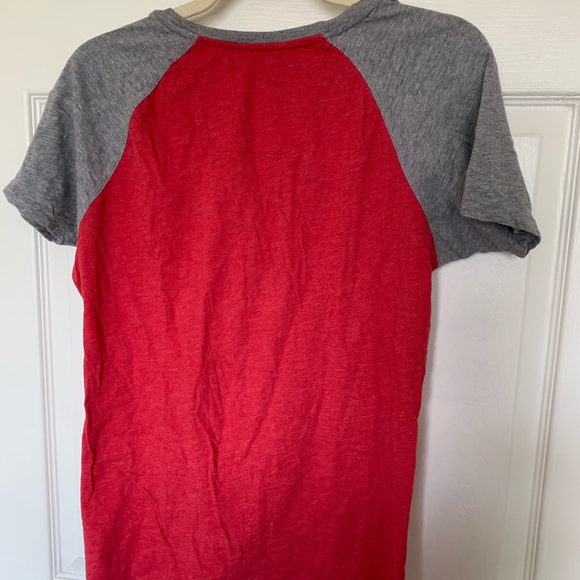 Chicago Blackhawks short sleeve shirt - Picture 4 of 5